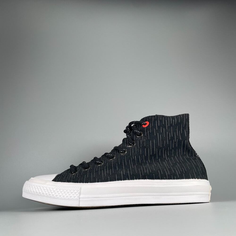 Mens 7 Womens 8.5 Converse Chuck Taylor All Star II Shield Black Reflective Lava